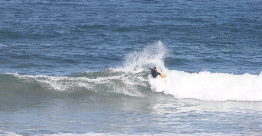 BOAOLA SURF COACHING